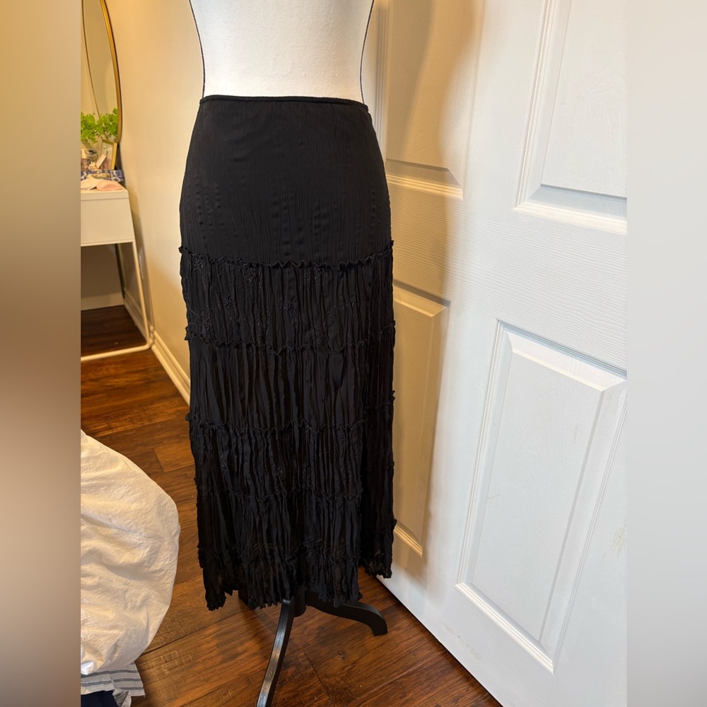 Vintage Black Tiered Crinkle Midi Skirt NWT Size 12 Boho Y2K